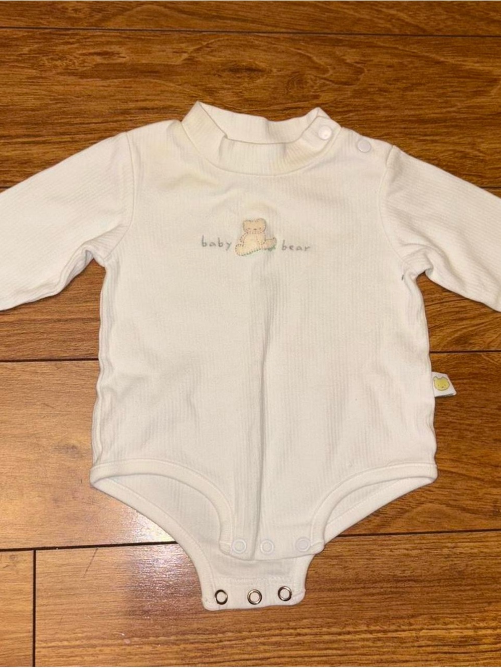Vintage White baby bear onesie